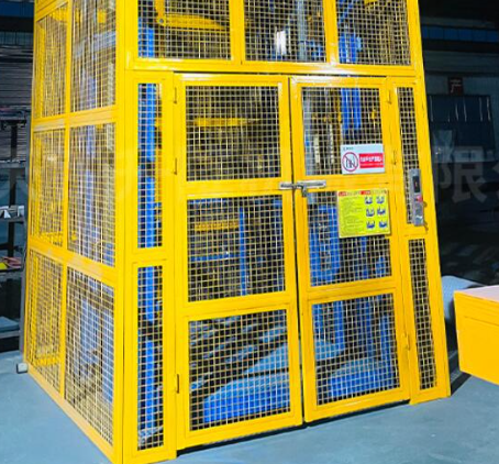 玛纳斯货梯可以安装在室外吗