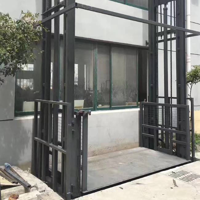 玛纳斯5吨室外升降货梯